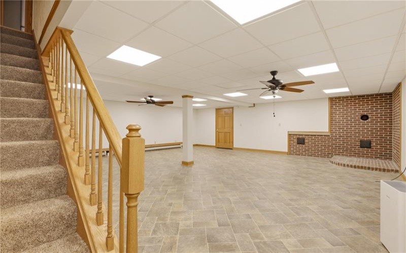 413 Stadium Dr, Somerset, 15501, 5 Bedrooms Bedrooms, 12 Rooms Rooms,3.1 BathroomsBathrooms,Residential,For Sale,Stadium Dr,1762563