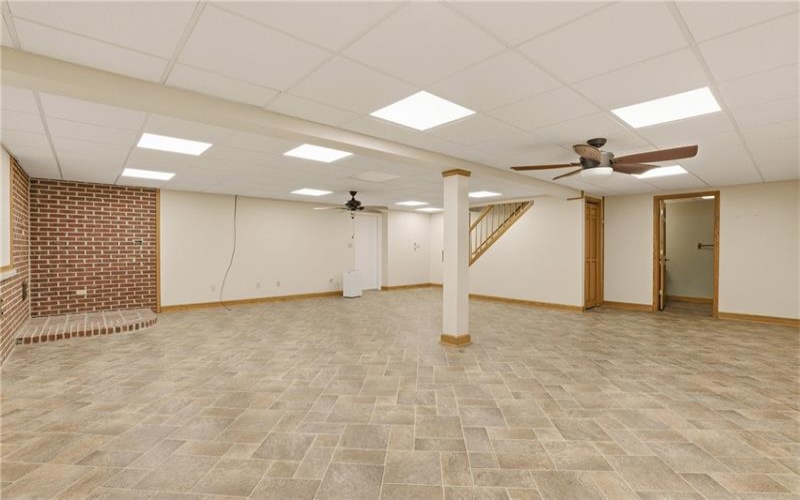 413 Stadium Dr, Somerset, 15501, 5 Bedrooms Bedrooms, 12 Rooms Rooms,3.1 BathroomsBathrooms,Residential,For Sale,Stadium Dr,1762563