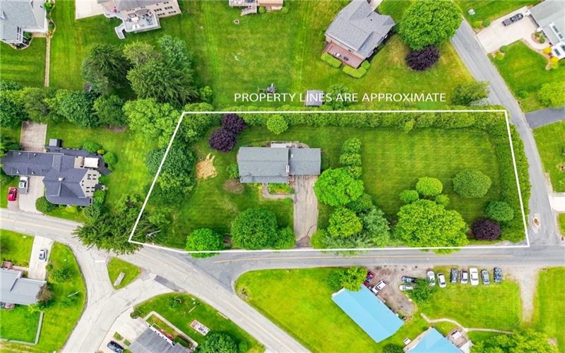413 Stadium Dr, Somerset, 15501, 5 Bedrooms Bedrooms, 12 Rooms Rooms,3.1 BathroomsBathrooms,Residential,For Sale,Stadium Dr,1762563