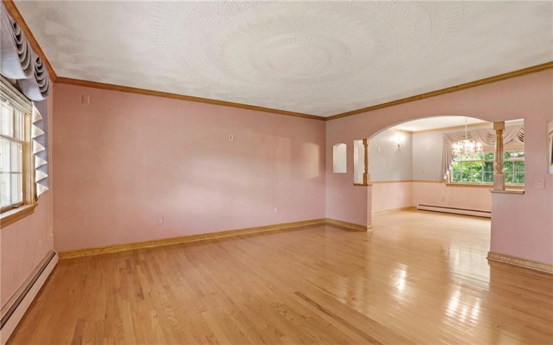 413 Stadium Dr, Somerset, 15501, 5 Bedrooms Bedrooms, 12 Rooms Rooms,3.1 BathroomsBathrooms,Residential,For Sale,Stadium Dr,1762563