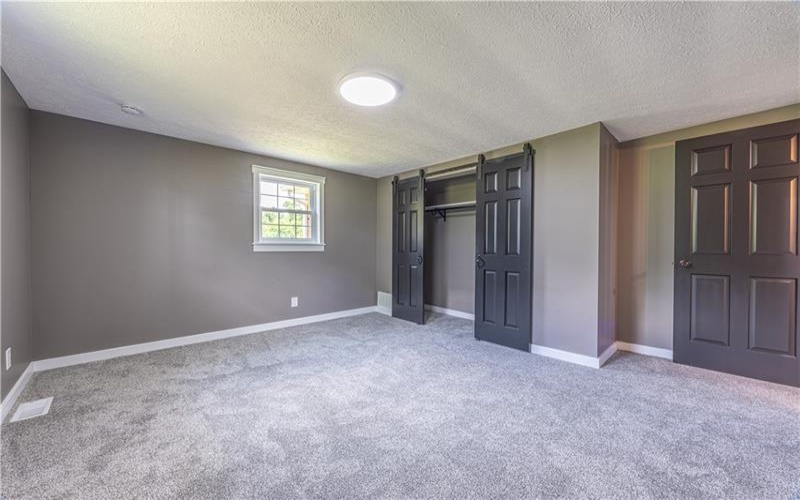 200 2nd St, Uniontown, 15401, 2 Bedrooms Bedrooms, ,1 BathroomBathrooms,Residential,For Sale,2nd St,1762186