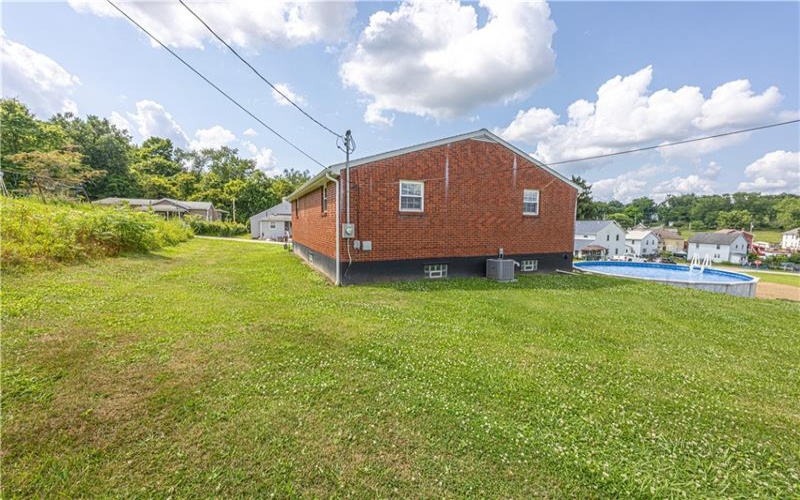 200 2nd St, Uniontown, 15401, 2 Bedrooms Bedrooms, ,1 BathroomBathrooms,Residential,For Sale,2nd St,1762186