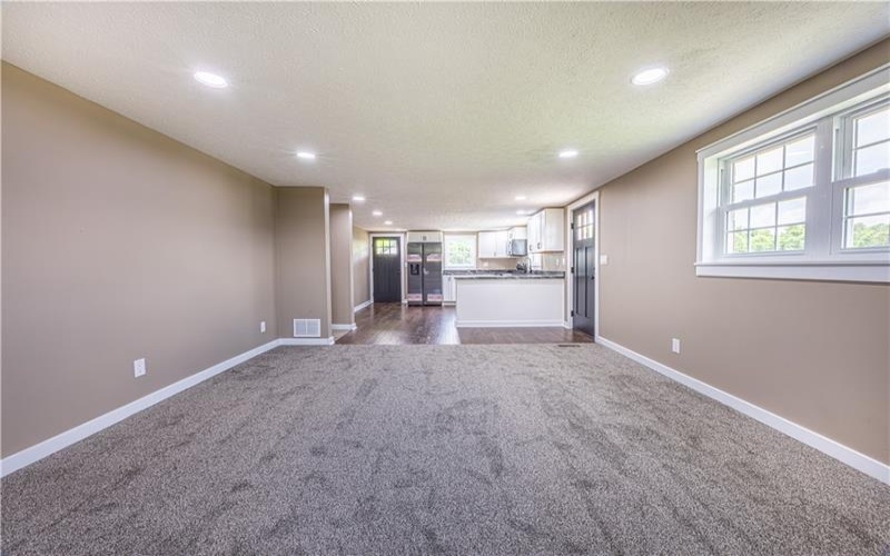 200 2nd St, Uniontown, 15401, 2 Bedrooms Bedrooms, ,1 BathroomBathrooms,Residential,For Sale,2nd St,1762186