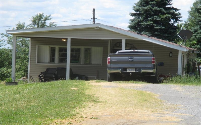 103 Cooley Estate Rd, Smithfield, 15478, 3 Bedrooms Bedrooms, 6 Rooms Rooms,2 BathroomsBathrooms,Residential,For Sale,Cooley Estate Rd,1762499