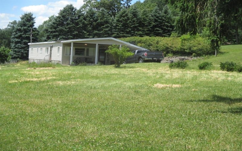103 Cooley Estate Rd, Smithfield, 15478, 3 Bedrooms Bedrooms, 6 Rooms Rooms,2 BathroomsBathrooms,Residential,For Sale,Cooley Estate Rd,1762499