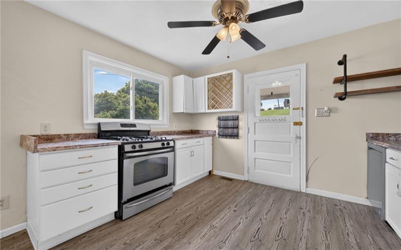 13 Washington Ave, North Irwin, 15642, 3 Bedrooms Bedrooms, 7 Rooms Rooms,2 BathroomsBathrooms,Residential,For Sale,Washington Ave,1762551
