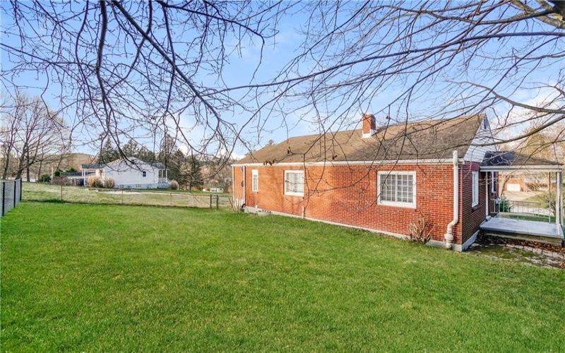 941 Whitehead Ln, Irwin, 15642, 3 Bedrooms Bedrooms, 5 Rooms Rooms,2 BathroomsBathrooms,Residential,For Sale,Whitehead Ln,1762636