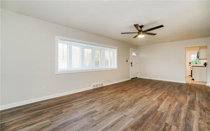 941 Whitehead Ln, Irwin, 15642, 3 Bedrooms Bedrooms, 5 Rooms Rooms,2 BathroomsBathrooms,Residential,For Sale,Whitehead Ln,1762636
