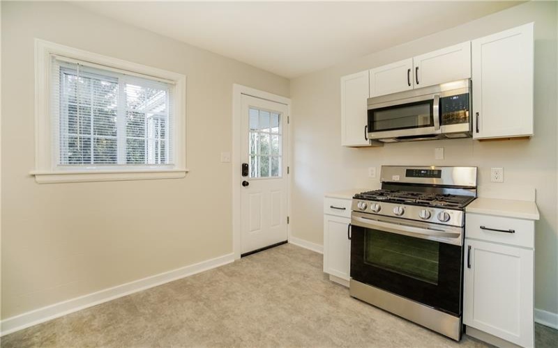 941 Whitehead Ln, Irwin, 15642, 3 Bedrooms Bedrooms, 5 Rooms Rooms,2 BathroomsBathrooms,Residential,For Sale,Whitehead Ln,1762636