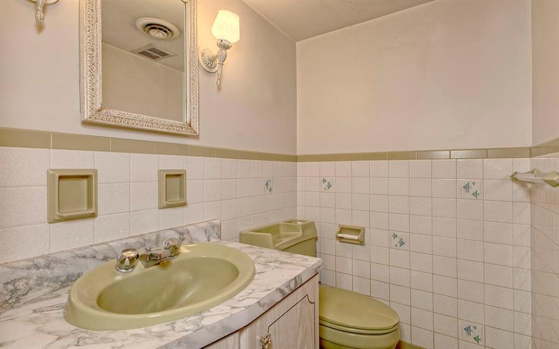 177 Thompson Lane, Irwin, 15642, 3 Bedrooms Bedrooms, ,2.1 BathroomsBathrooms,Residential,For Sale,Thompson Lane,1762639