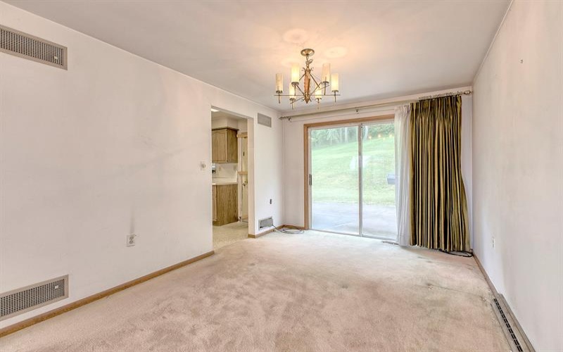 177 Thompson Lane, Irwin, 15642, 3 Bedrooms Bedrooms, ,2.1 BathroomsBathrooms,Residential,For Sale,Thompson Lane,1762639
