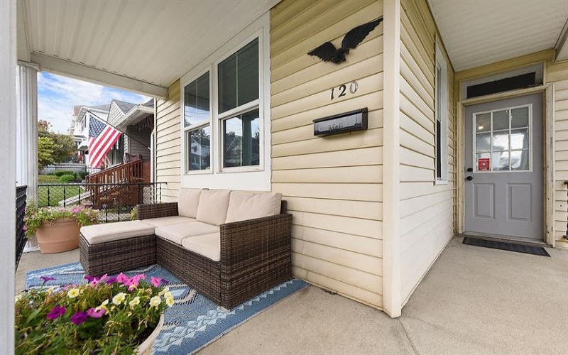 120 Coffee St, Uniontown, 15401, 2 Bedrooms Bedrooms, 5 Rooms Rooms,1.1 BathroomsBathrooms,Residential,For Sale,Coffee St,1762646