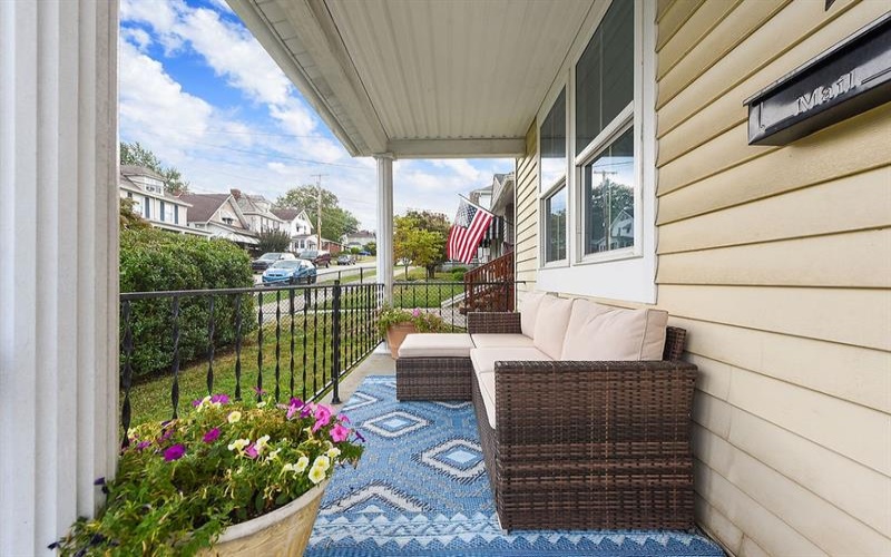 120 Coffee St, Uniontown, 15401, 2 Bedrooms Bedrooms, 5 Rooms Rooms,1.1 BathroomsBathrooms,Residential,For Sale,Coffee St,1762646