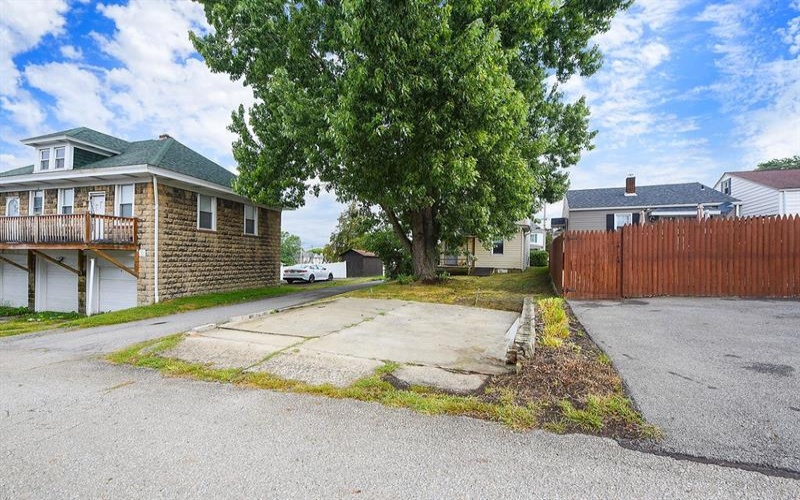 120 Coffee St, Uniontown, 15401, 2 Bedrooms Bedrooms, 5 Rooms Rooms,1.1 BathroomsBathrooms,Residential,For Sale,Coffee St,1762646