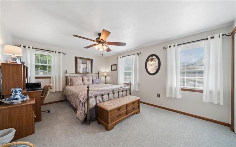103 Aquillin Court, Irwin, 15642, 3 Bedrooms Bedrooms, 8 Rooms Rooms,2.1 BathroomsBathrooms,Residential,For Sale,Aquillin Court,1762647