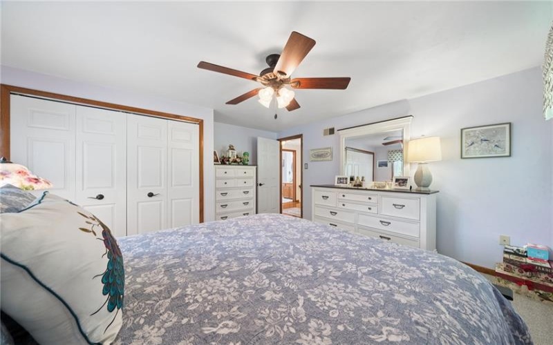 103 Aquillin Court, Irwin, 15642, 3 Bedrooms Bedrooms, 8 Rooms Rooms,2.1 BathroomsBathrooms,Residential,For Sale,Aquillin Court,1762647