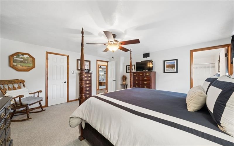 103 Aquillin Court, Irwin, 15642, 3 Bedrooms Bedrooms, 8 Rooms Rooms,2.1 BathroomsBathrooms,Residential,For Sale,Aquillin Court,1762647