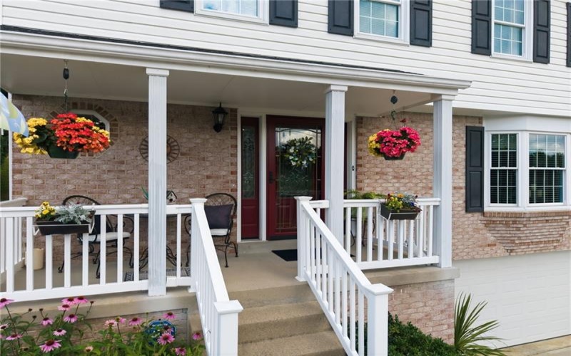 103 Aquillin Court, Irwin, 15642, 3 Bedrooms Bedrooms, 8 Rooms Rooms,2.1 BathroomsBathrooms,Residential,For Sale,Aquillin Court,1762647
