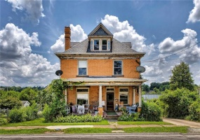 23 Craig Street, Uniontown, 15401, 4 Bedrooms Bedrooms, 9 Rooms Rooms,2.1 BathroomsBathrooms,Residential,For Sale,Craig Street,1762677