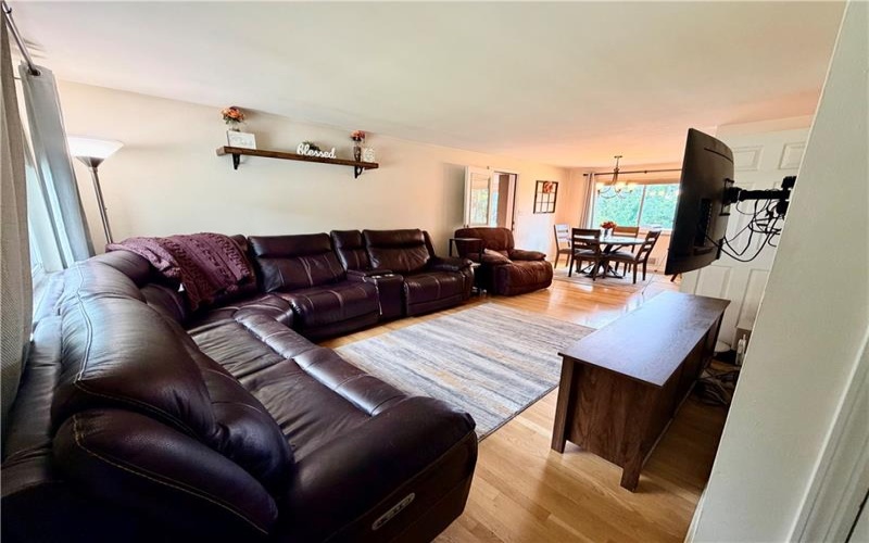 62 Observatory St, Manor, 15665, 3 Bedrooms Bedrooms, ,2.1 BathroomsBathrooms,Residential,For Sale,Observatory St,1762681