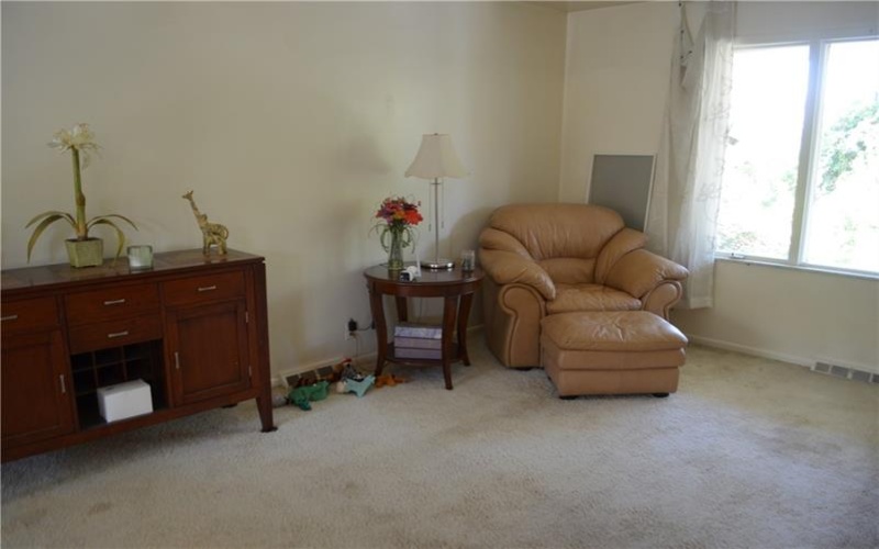 344 Jo Ann Dr, Monessen, 15062, 3 Bedrooms Bedrooms, 6 Rooms Rooms,2.1 BathroomsBathrooms,Residential,For Sale,Jo Ann Dr,1722186