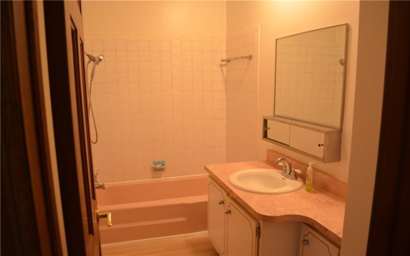 344 Jo Ann Dr, Monessen, 15062, 3 Bedrooms Bedrooms, 6 Rooms Rooms,2.1 BathroomsBathrooms,Residential,For Sale,Jo Ann Dr,1722186
