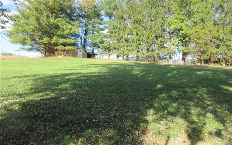 35 Pleasant Valley Rd, Claysville, 15323, 3 Bedrooms Bedrooms, ,2 BathroomsBathrooms,Residential,For Sale,Pleasant Valley Rd,1725828