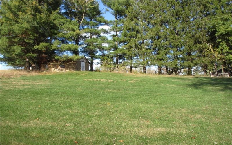35 Pleasant Valley Rd, Claysville, 15323, 3 Bedrooms Bedrooms, ,2 BathroomsBathrooms,Residential,For Sale,Pleasant Valley Rd,1725828