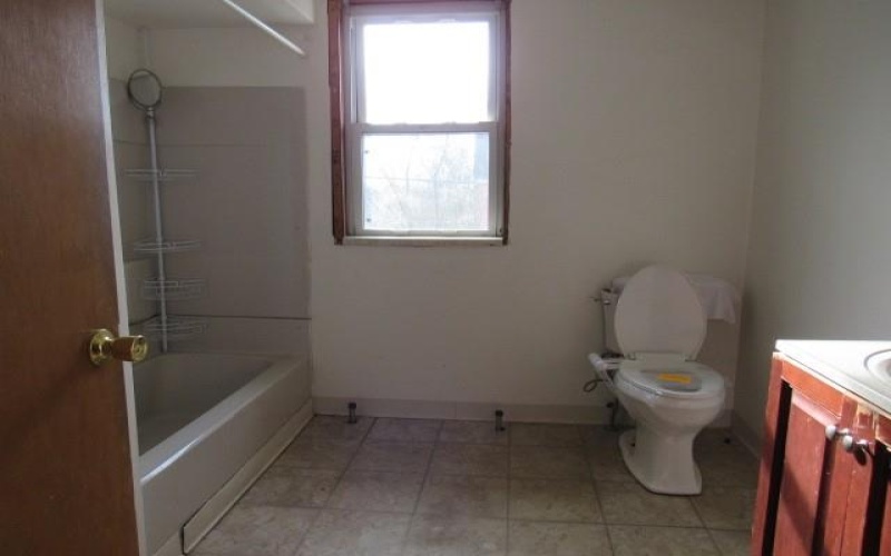 115 6th Avenue, Brownsville, 15417, 4 Bedrooms Bedrooms, 8 Rooms Rooms,1.1 BathroomsBathrooms,Residential,For Sale,6th Avenue,1735171