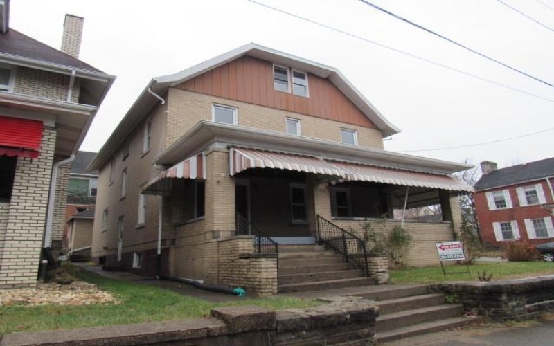 115 6th Avenue, Brownsville, 15417, 4 Bedrooms Bedrooms, 8 Rooms Rooms,1.1 BathroomsBathrooms,Residential,For Sale,6th Avenue,1735171