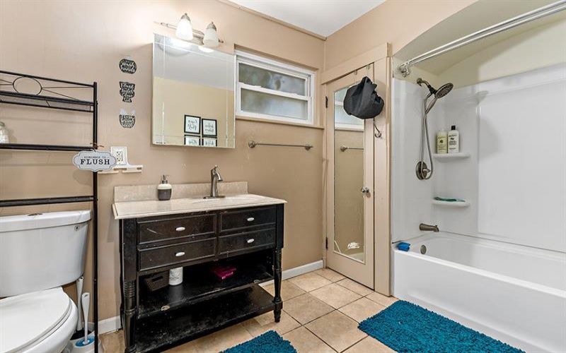 975 Thompson Ave, Donora, 15033, 3 Bedrooms Bedrooms, ,1 BathroomBathrooms,Residential,For Sale,Thompson Ave,1740272