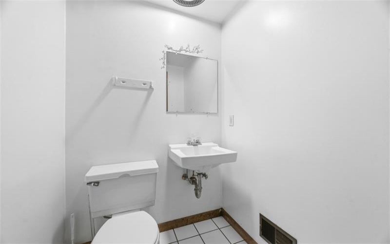 775 Chestnut St, Washington, 15301, ,Commercial-industrial-business,For Sale,Chestnut St,1740801