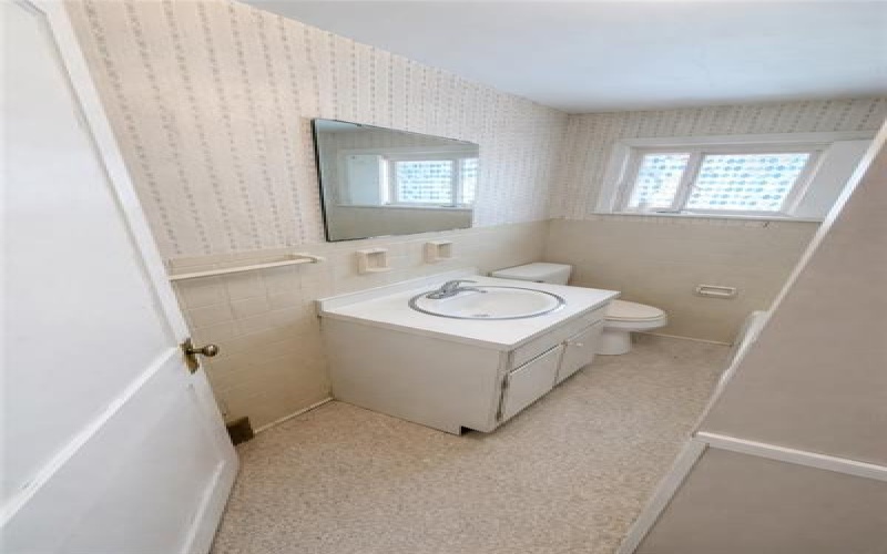 1631 3rd Ave, New Kensington, 15068, 2 Bedrooms Bedrooms, ,1 BathroomBathrooms,Residential,For Sale,3rd Ave,1742638