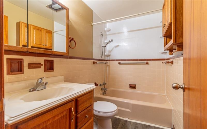 323 Indiana Ave, Avonmore, 15618, 3 Bedrooms Bedrooms, 8 Rooms Rooms,1.1 BathroomsBathrooms,Residential,For Sale,Indiana Ave,1747377