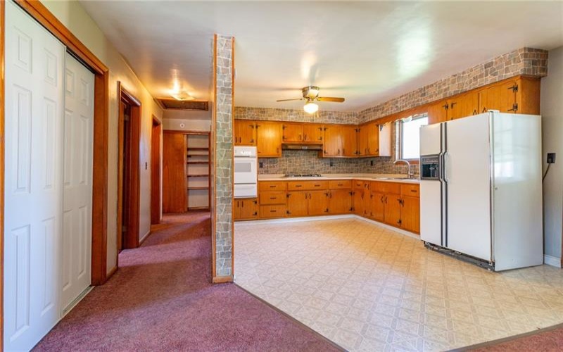 323 Indiana Ave, Avonmore, 15618, 3 Bedrooms Bedrooms, 8 Rooms Rooms,1.1 BathroomsBathrooms,Residential,For Sale,Indiana Ave,1747377