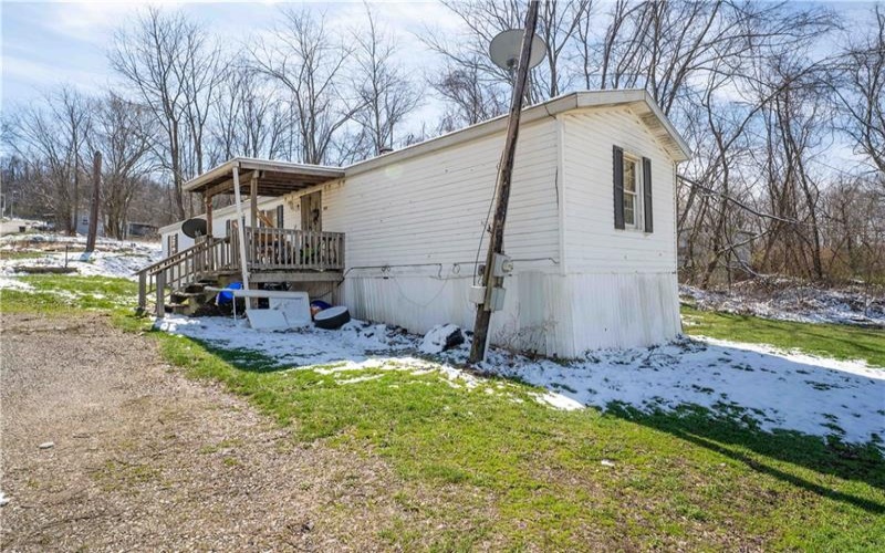 450 Joseph St, Lemont Furnace, 15456, 2 Bedrooms Bedrooms, ,1 BathroomBathrooms,Residential,For Sale,Joseph St,1747569