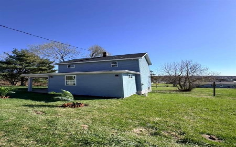 606 Devlin Street, Gallitzin, 16641, 3 Bedrooms Bedrooms, ,2 BathroomsBathrooms,Residential,For Sale,Devlin Street,1748308