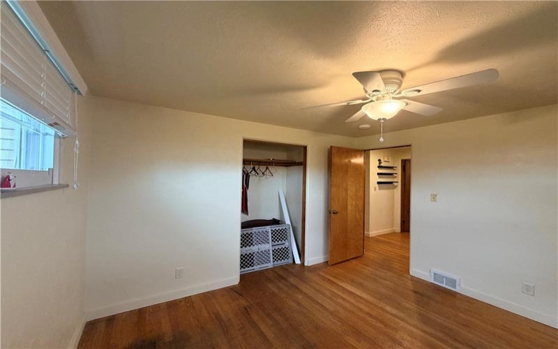 16 Jackson Dr, Monessen, 15062, 3 Bedrooms Bedrooms, 7 Rooms Rooms,2 BathroomsBathrooms,Residential,For Sale,Jackson Dr,1749484
