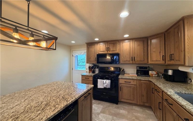 16 Jackson Dr, Monessen, 15062, 3 Bedrooms Bedrooms, 7 Rooms Rooms,2 BathroomsBathrooms,Residential,For Sale,Jackson Dr,1749484