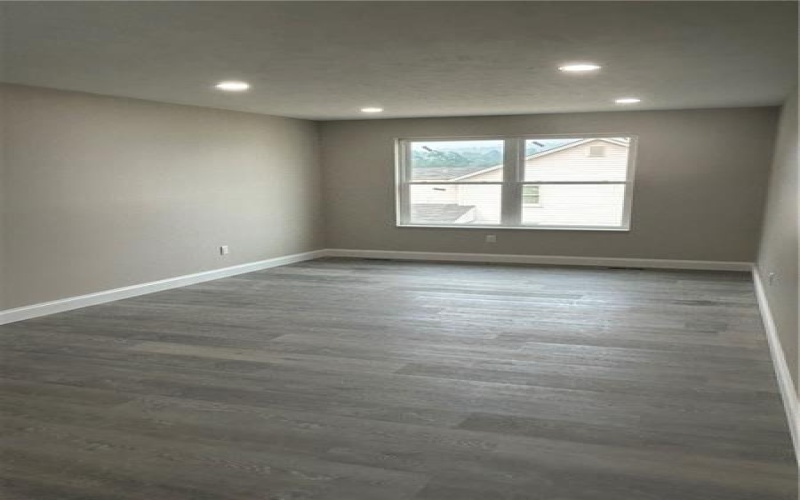 102 Cedar Alley, Muse, 15350, 3 Bedrooms Bedrooms, ,2 BathroomsBathrooms,Lease,For Rent,Cedar Alley,1752571