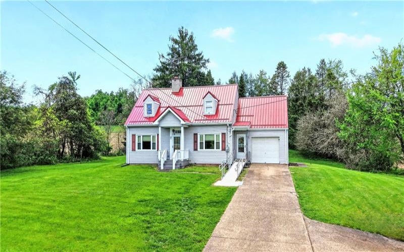 607 Cemetery Road, Perryopolis, 15473, 3 Bedrooms Bedrooms, 6 Rooms Rooms,1.1 BathroomsBathrooms,Residential,For Sale,Cemetery Road,1752646