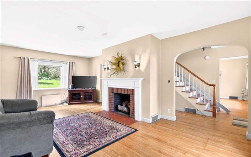 607 Cemetery Road, Perryopolis, 15473, 3 Bedrooms Bedrooms, 6 Rooms Rooms,1.1 BathroomsBathrooms,Residential,For Sale,Cemetery Road,1752646