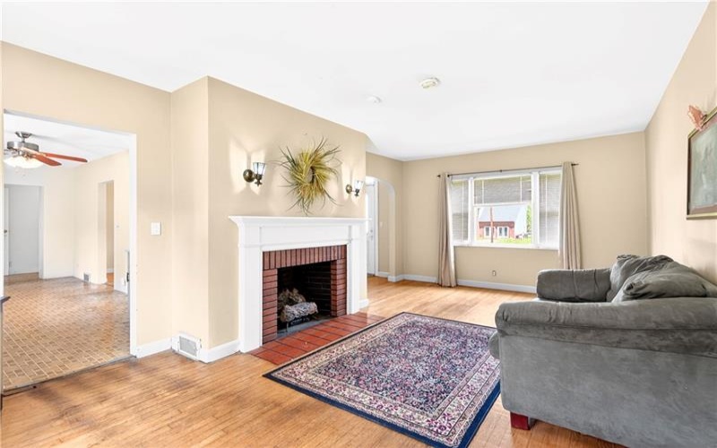 607 Cemetery Road, Perryopolis, 15473, 3 Bedrooms Bedrooms, 6 Rooms Rooms,1.1 BathroomsBathrooms,Residential,For Sale,Cemetery Road,1752646