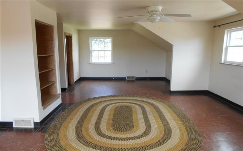 2122 Route 130, Pleasant Unity, 15676, 4 Bedrooms Bedrooms, ,2.1 BathroomsBathrooms,Residential,For Sale,Route 130,1754535