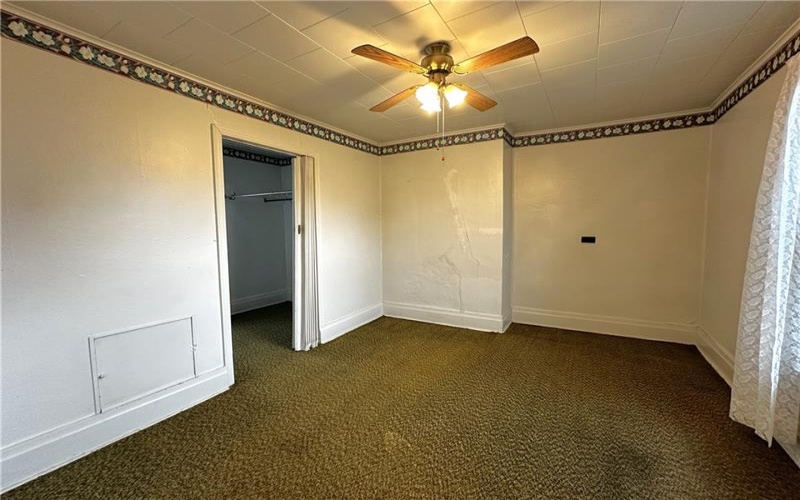 309 Washington Street, Mount Pleasant, 15666, 2 Bedrooms Bedrooms, 5 Rooms Rooms,1 BathroomBathrooms,Residential,For Sale,Washington Street,1754709