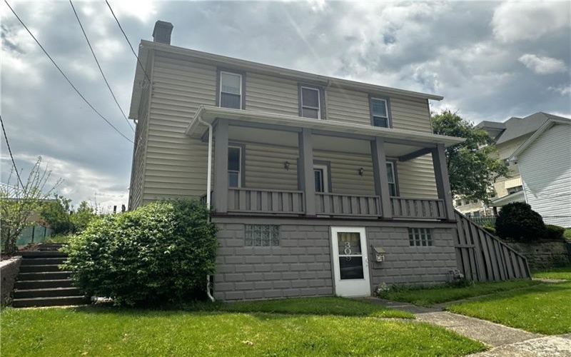 309 Washington Street, Mount Pleasant, 15666, 2 Bedrooms Bedrooms, 5 Rooms Rooms,1 BathroomBathrooms,Residential,For Sale,Washington Street,1754709