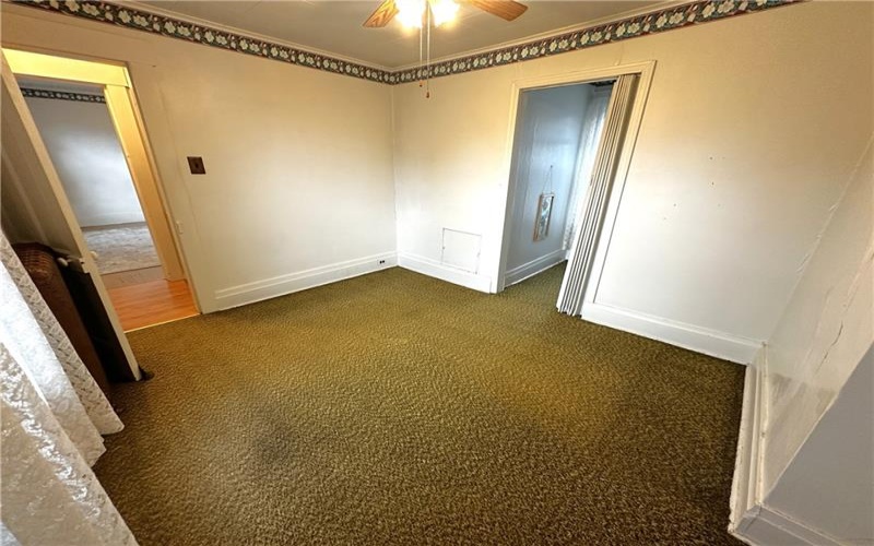 309 Washington Street, Mount Pleasant, 15666, 2 Bedrooms Bedrooms, 5 Rooms Rooms,1 BathroomBathrooms,Residential,For Sale,Washington Street,1754709
