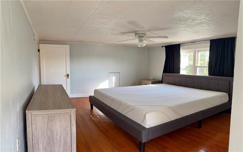 1256 Beech Street, Washington, 15301, 2 Bedrooms Bedrooms, 7 Rooms Rooms,1 BathroomBathrooms,Residential,For Sale,Beech Street,1755363