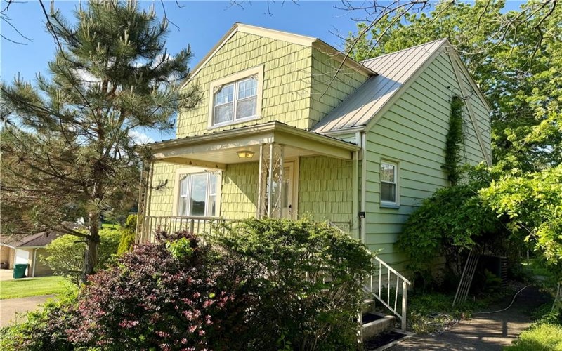 1256 Beech Street, Washington, 15301, 2 Bedrooms Bedrooms, 7 Rooms Rooms,1 BathroomBathrooms,Residential,For Sale,Beech Street,1755363