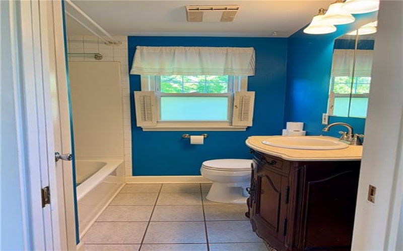 1256 Beech Street, Washington, 15301, 2 Bedrooms Bedrooms, 7 Rooms Rooms,1 BathroomBathrooms,Residential,For Sale,Beech Street,1755363